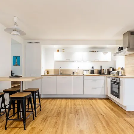L'auguste - Terrasse, 450m De La Apartment *