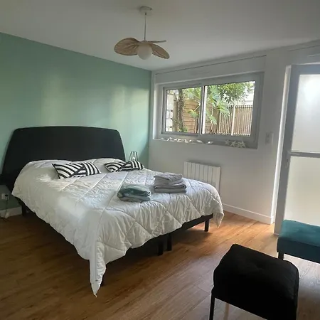 Διαμέρισμα L Auguste Appartement Hyper Cosy Les Pieds Dans L'Eau *